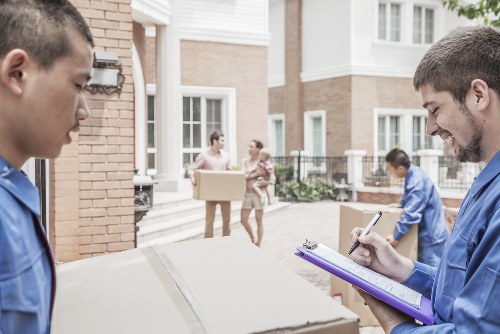 House removalists working with terrace home access in Richmond
