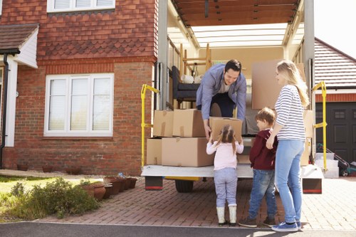 Packing and loading support for a Richmond removal job